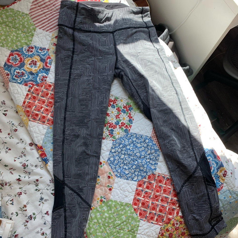 Lulu lemon leggings 23”